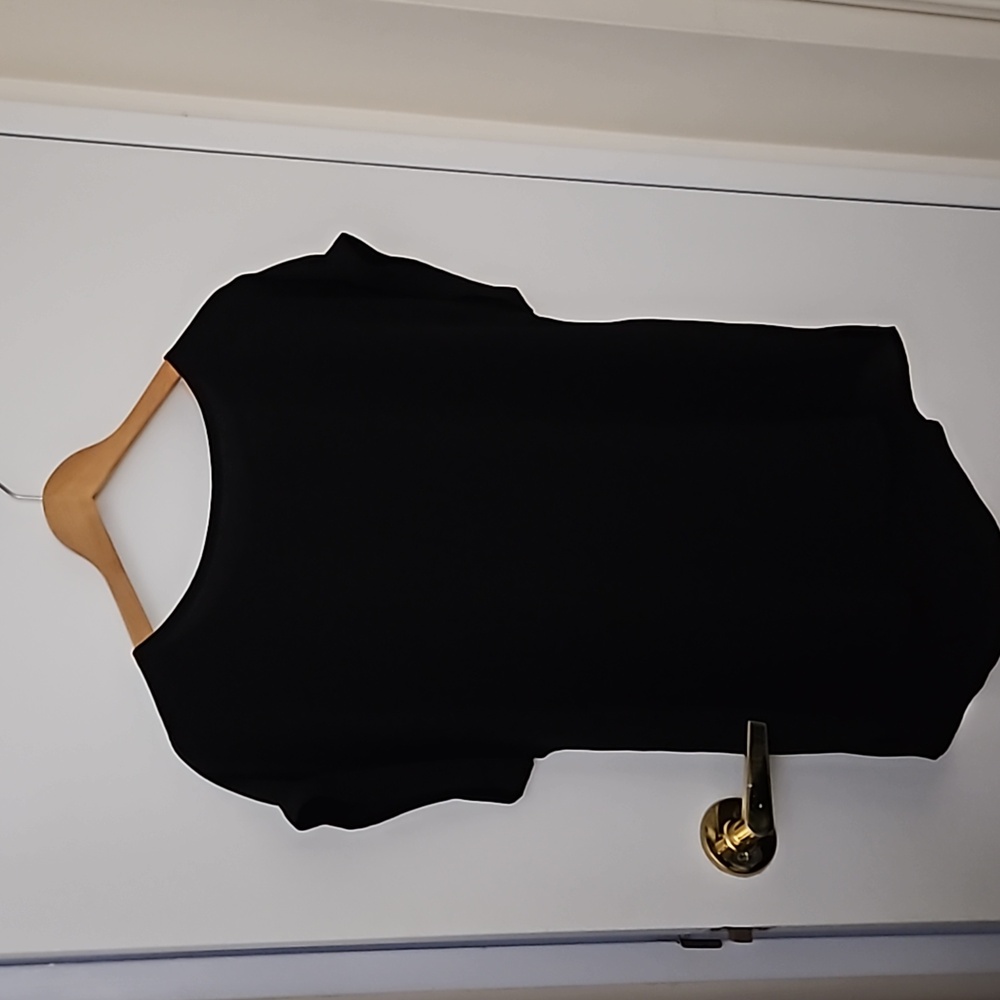 3/$25 Cleo Black High Low Top Blouse Size Medium
